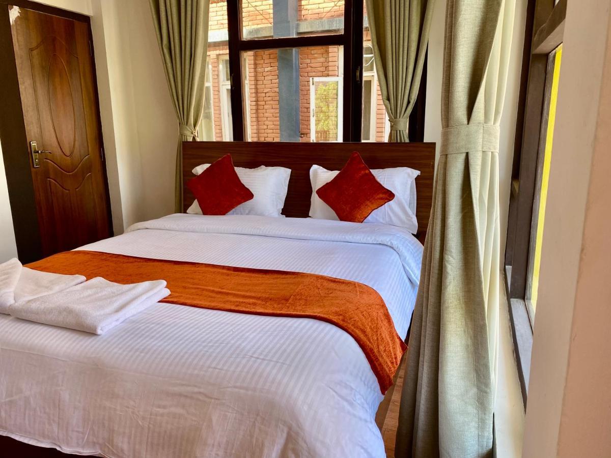 Hotel Pala Kathmandu Ngoại thất bức ảnh